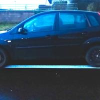 Ford Fiesta da sistemare