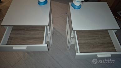 Coppia di comodini moderni