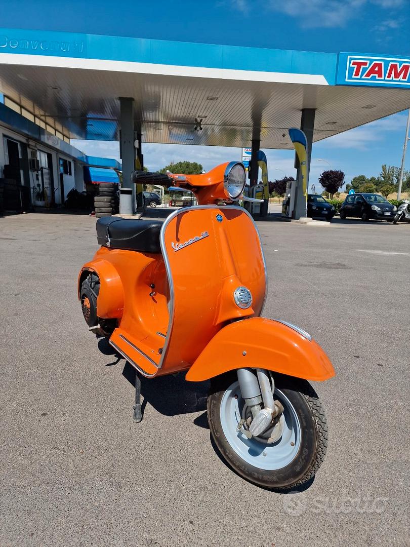 PIAGGIO VESPA 50 SPECIAL - ANNO 1969  Roadhouse Motorcycle Palagiano  (Taranto)