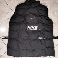 Smanicato Nike