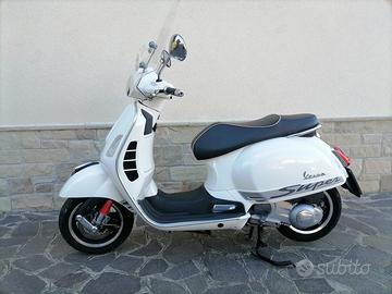 Vespa gts 300