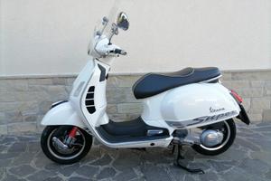 Vespa gts 300