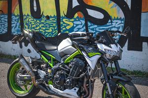 Kawasaki z900 2021