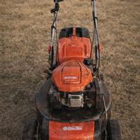 rasaerba Oleomac trazionato