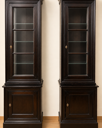 coppia di vetrine in legno 