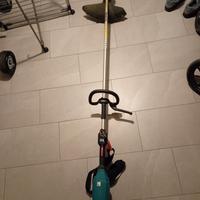 decespugliatore Makita 