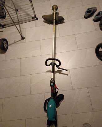 decespugliatore Makita 