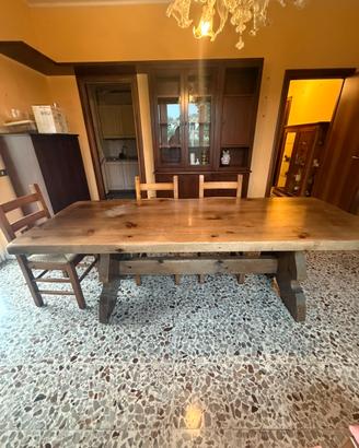 Tavolo rustico in legno 240cm con 8 sedie