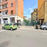3 LOCALI A NAPOLI
