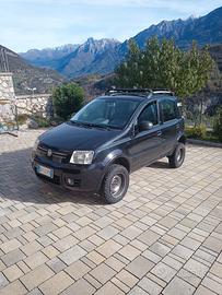 FIAT Panda 1.3 MJT 16V DPF 4x4 Climbing