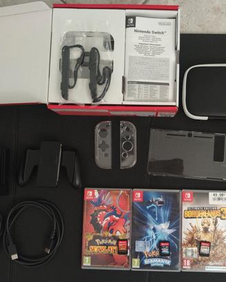 Nintendo Switch + Giochi Pokémon e Accessori 