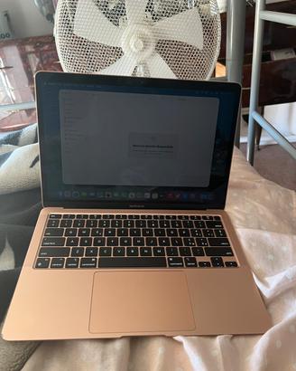 MacBook