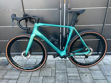Bianchi Impulso RC GRX Di2 Carbon pari al nuovo