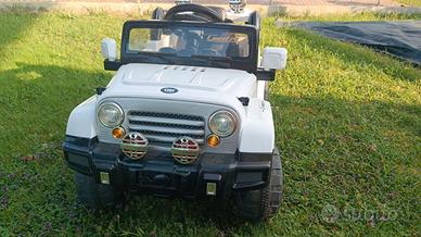 auto elettrica bambino