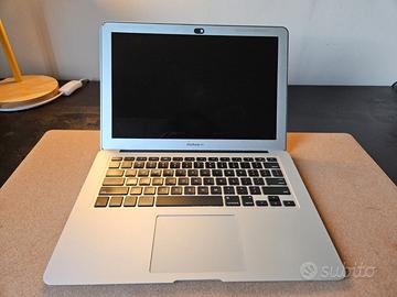 MacBook Air 13" (2013)