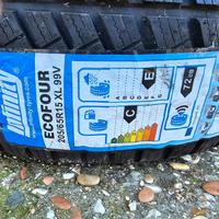 2 gomme Ecofour 205/65R15 NUOVE