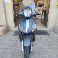 Piaggio Beverly 125.