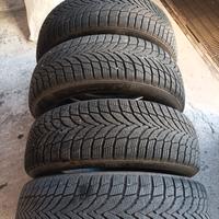 gomme invernali 225/60R18 104 v