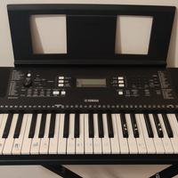 Tastiera musicale Yamaha PSR E363 