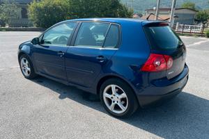 Golf 5  1600 benzina