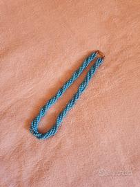 Collana di perline turchesi