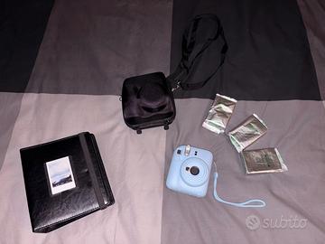Instax mini 12 - Fotocamera istantanea + Accessori