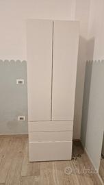 Armadio bianco cameretta Ikea smastad