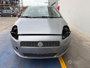 RICAMBI USATI AUTO VARI FIAT GRANDE PUNTO 1300 MJ