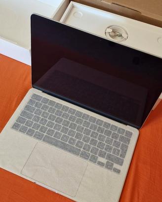 MacBook Air 2025 Chip Apple M4 colore Galassia
