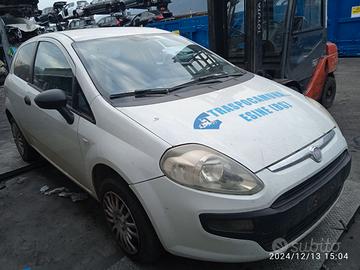 FIAT GRANDE PUNTO 1.3 TD 2012 199A2000 PER RICAMB