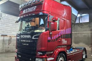 SCANIA R580