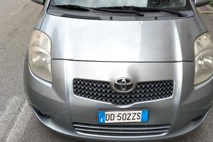 Toyota Yaris d4d automatica