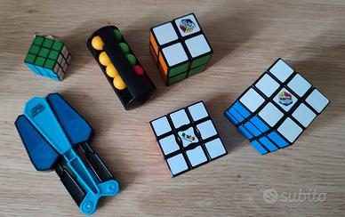 lotto cubi Rubik e flip finz