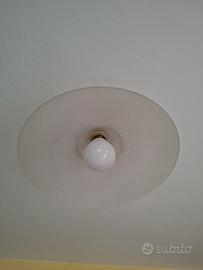 Lampadario vintage cupola in vetro satinato bianco