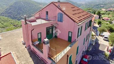 5 LOCALI A FINALE LIGURE