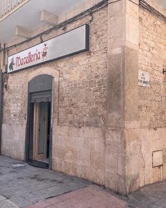 Locale Commerciale 62 mq a Bitonto Centro