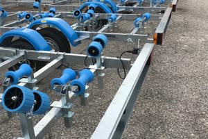 Rimorchio porta gommone o barca 1800Kg complessivi