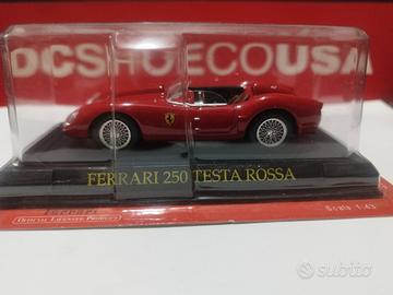 Modellino di Ferrari 250 Testarossa  1/43