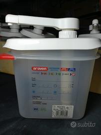 Contenitori con coperchio con Pompa