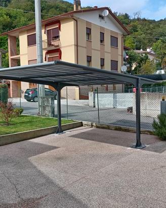 TETTOIA AUTO SENZA PERMESSO COSTR. mt.5x5