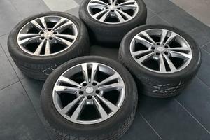 4 CERCHI IN LEGA ORIGINALI MERCEDES 17" CON GOMME
