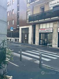 Box auto via V Veneto 115 Sesto San Giovanni