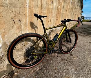 Bici gravel ROSE Backroad carbon 1x11