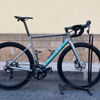 Bici da corsa Focuz Izalco Max 8.7