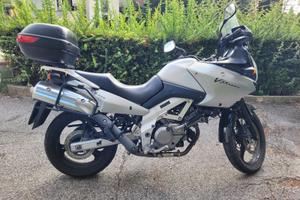 SUZUKY V-STROM DL 650