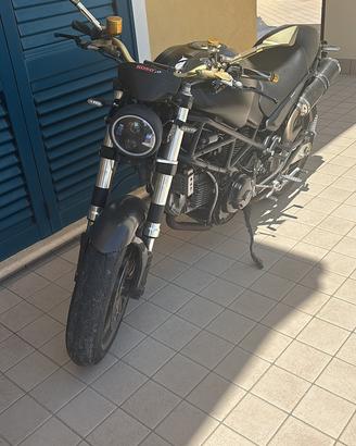 Ducati  Monster 900ie anno 2001