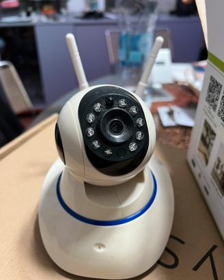 Telecamera IP WiFi MEIQ-IT motorizzata + scatola