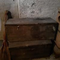Cassoni in legno antichi
