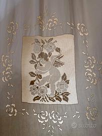 Due tende in lino complete