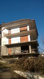 Appartamento in stato buono abitabile